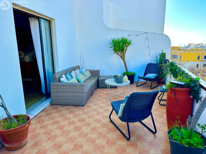 Apartamento T5 para Venda em Faro (Sé e São Pedro) Foto 4