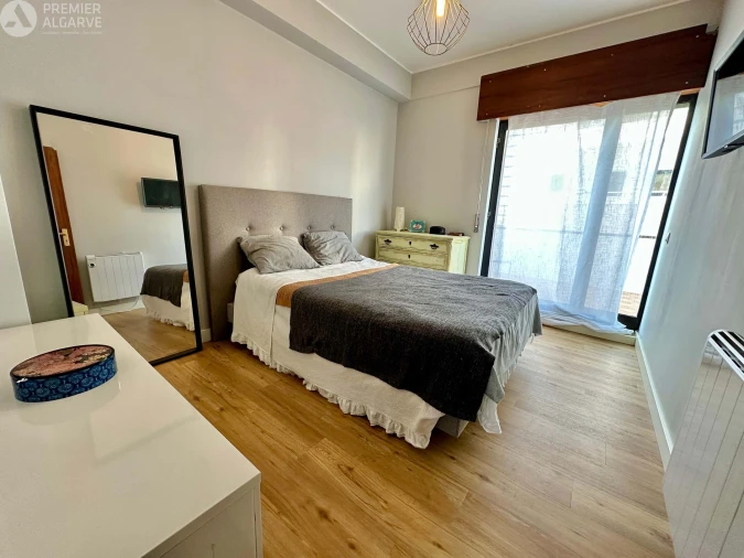 Apartamento T5 para Venda em Faro (Sé e São Pedro) Foto 9