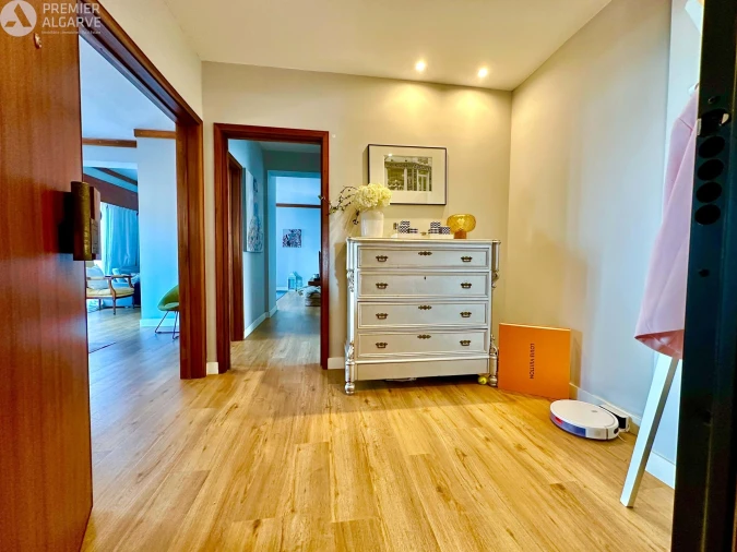 Apartamento T5 para Venda em Faro (Sé e São Pedro) Foto 5