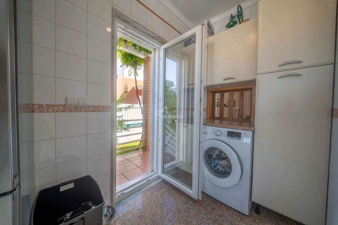 Moradia T4 para Venda em Palhais e Coina Foto 14