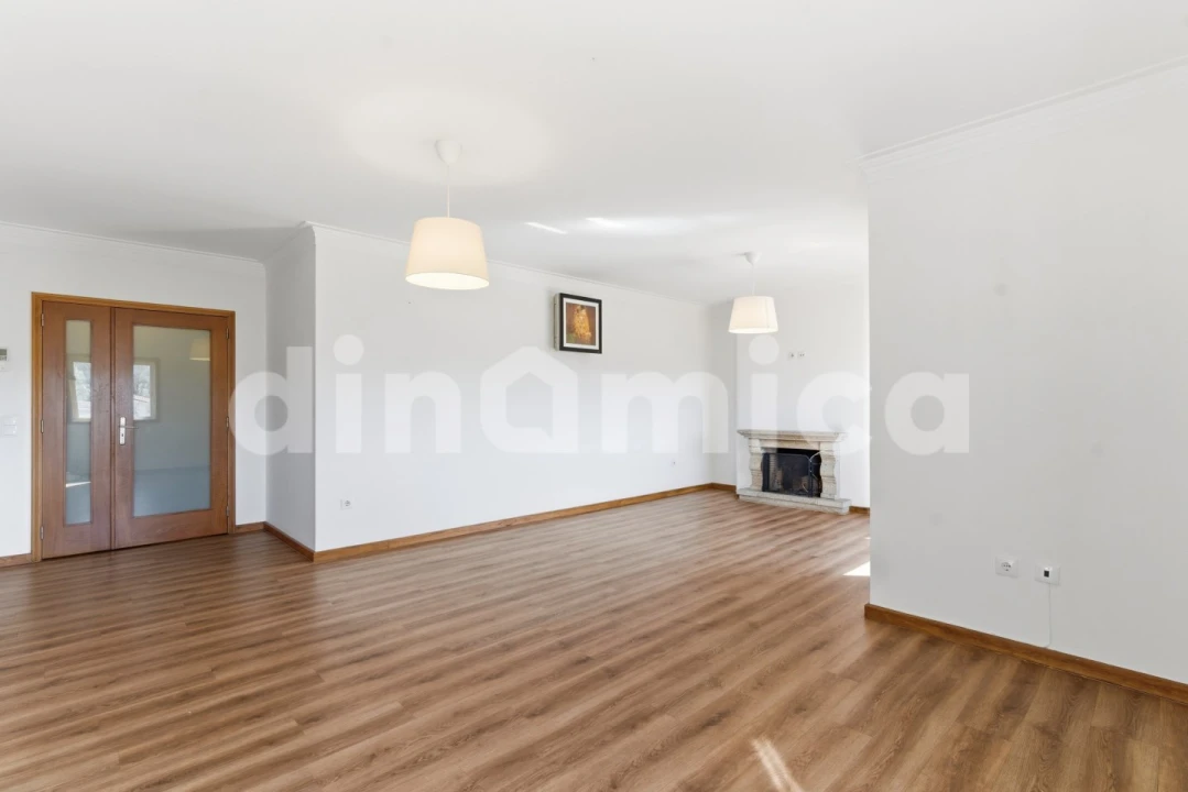 Apartamento T3 para Venda em Vila Nova de Famalicão e Calendário Foto 6
