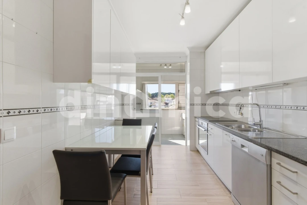 Apartamento T3 para Venda em Vila Nova de Famalicão e Calendário Foto 10