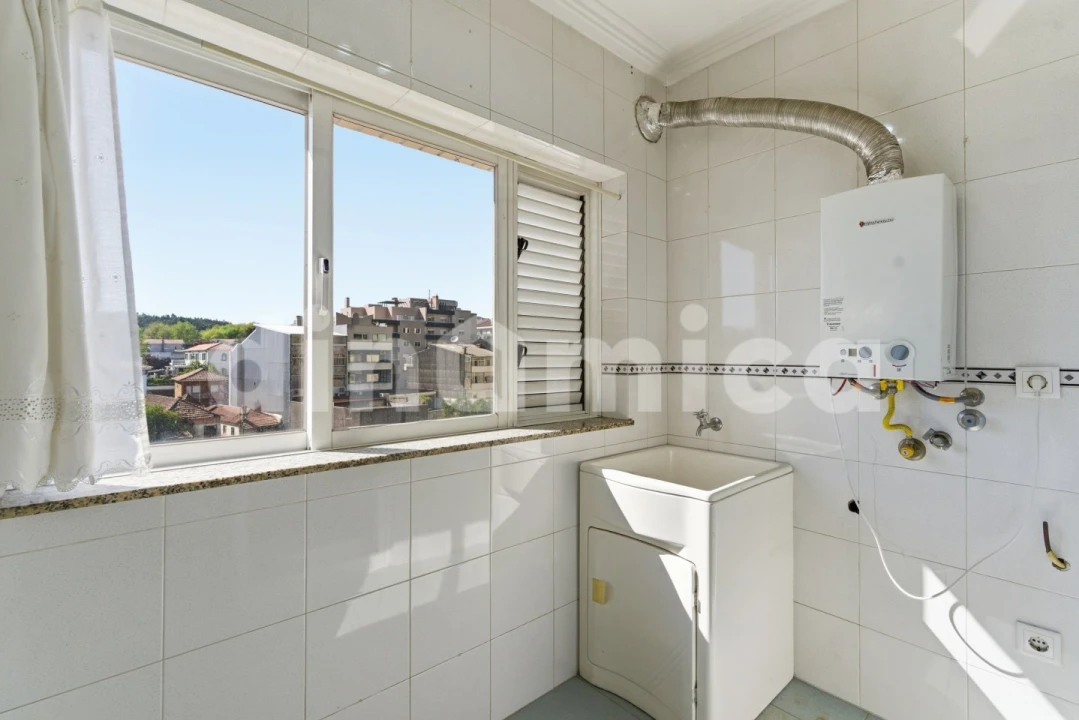 Apartamento T3 para Venda em Vila Nova de Famalicão e Calendário Foto 11