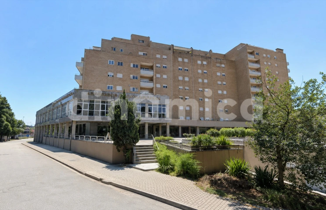 Apartamento T3 para Venda em Vila Nova de Famalicão e Calendário Foto 1