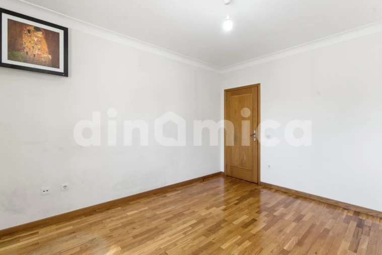 Apartamento T3 para Venda em Vila Nova de Famalicão e Calendário Foto 17