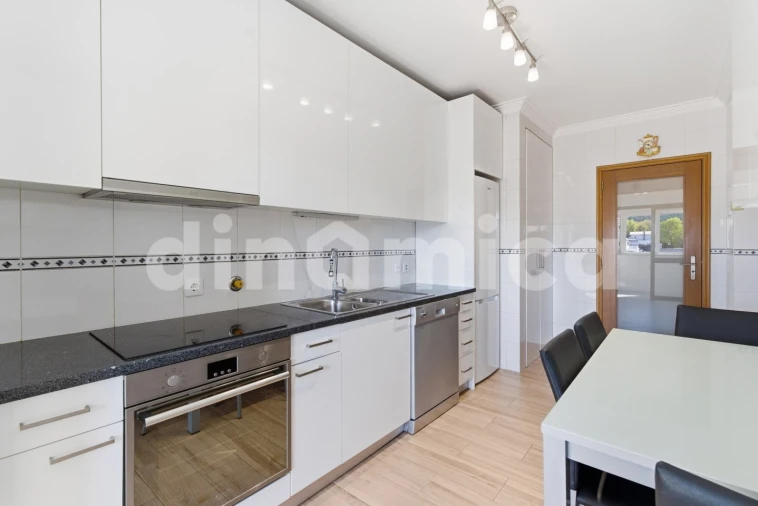 Apartamento T3 para Venda em Vila Nova de Famalicão e Calendário Foto 8