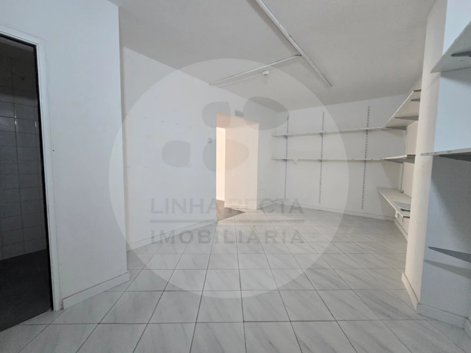 Loja para Venda em União das Freguesias de Setúbal Foto 13