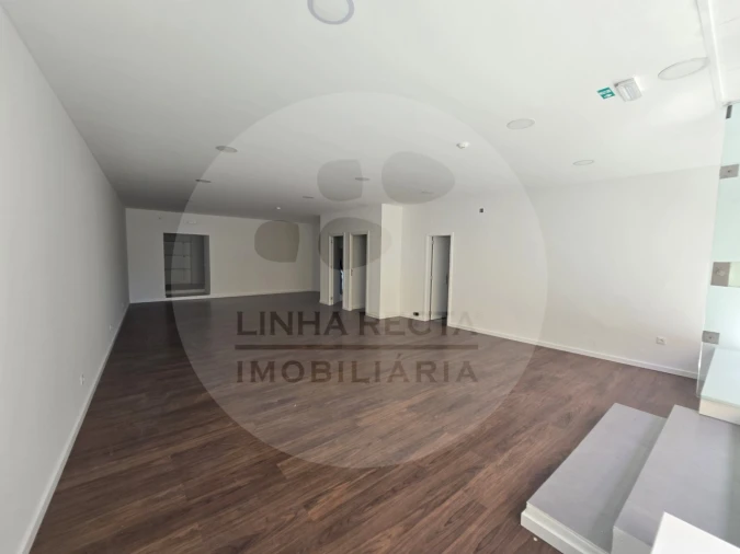 Loja para Venda em União das Freguesias de Setúbal Foto 1