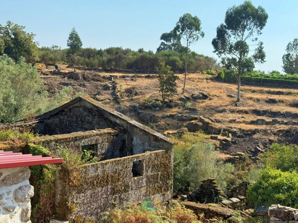 Moradia T2 para Venda em Vale Foto 17