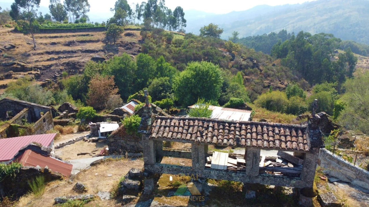 Moradia T1 para Venda em Vale Foto 7