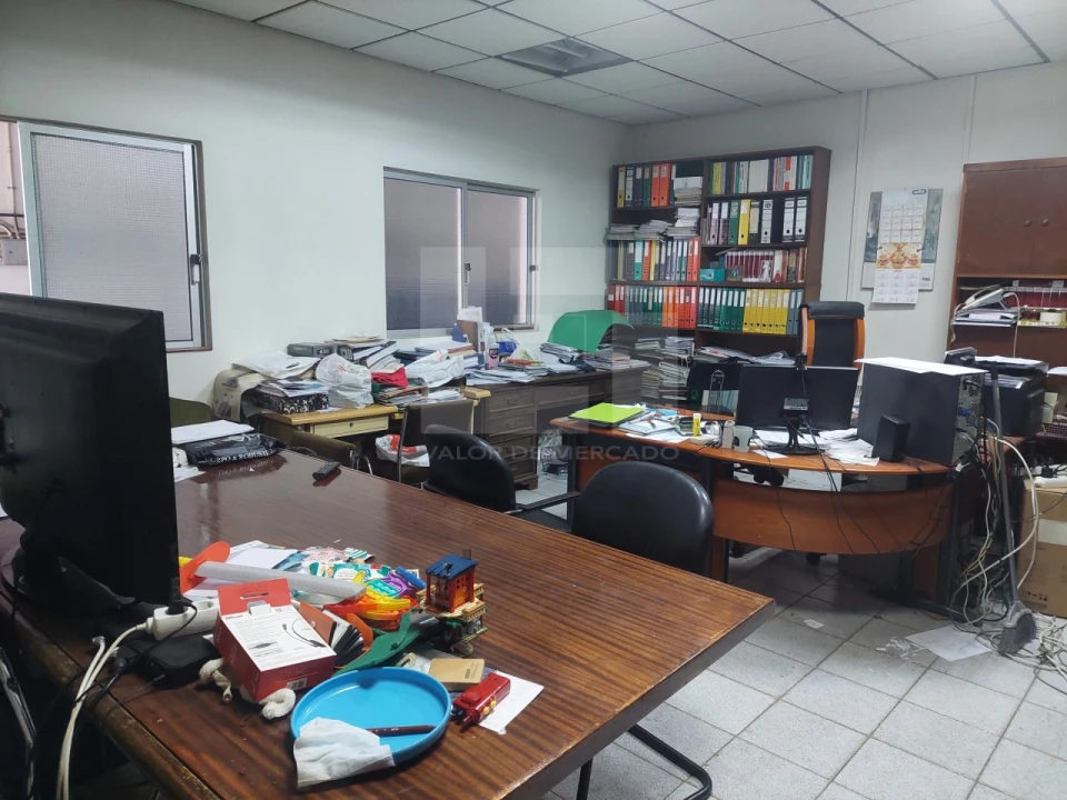 Armazém para Venda em Algés, Linda-A-Velha e Cruz Quebrada-Dafundo Foto 4