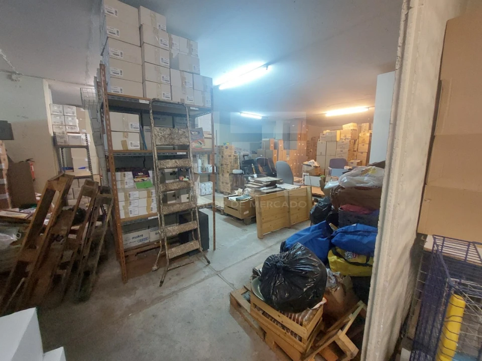 Armazém para Venda em Algés, Linda-A-Velha e Cruz Quebrada-Dafundo Foto 15