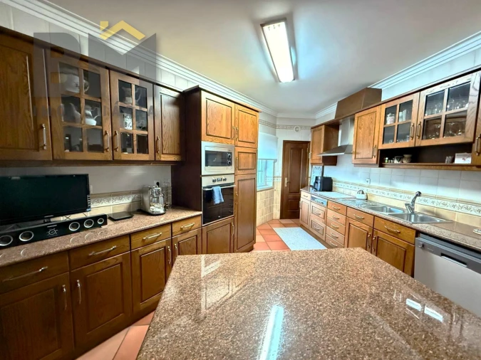 Moradia T5 para Venda em Castelo Branco Foto 5