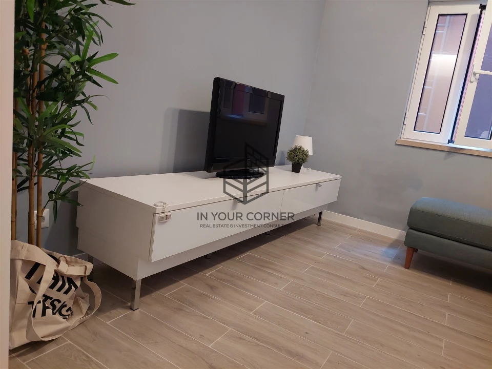 Apartamento T1 para Arrendamento em Beato Foto 2