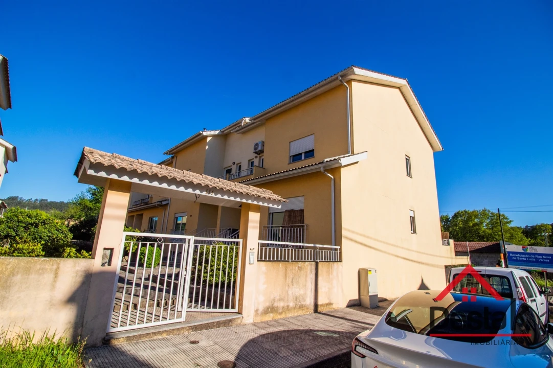 Moradia T5 para Venda em São Pedro do Sul, Várzea e Baiões Foto 1