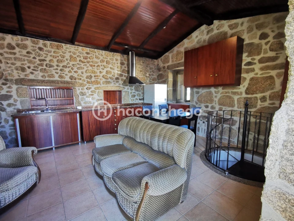 Moradia T2 para Arrendamento em Vila Seca Foto 6