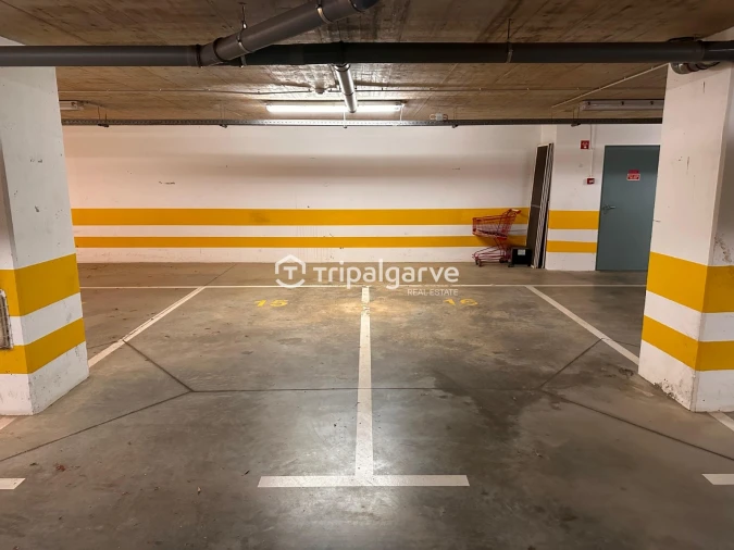 Apartamento T2 para Venda em Quarteira Foto 19