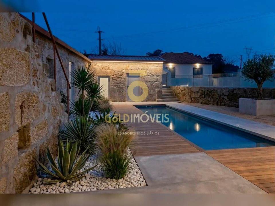 Moradia T4 para Venda em Frazão Arreigada Foto 20