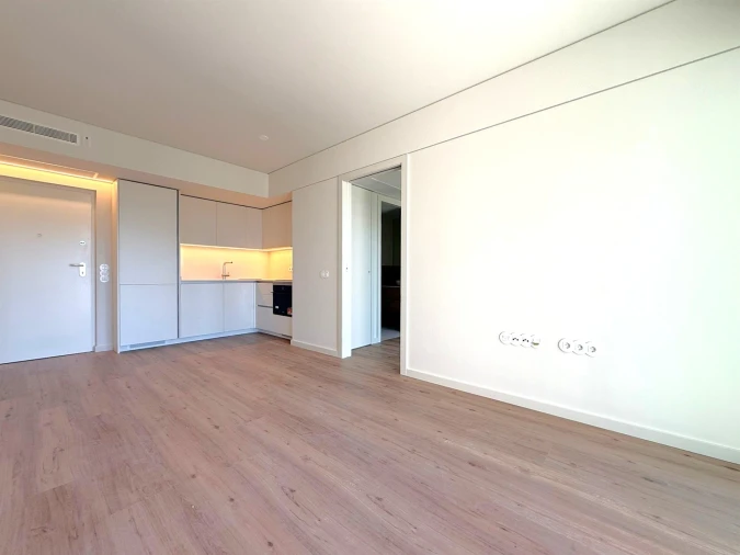 Apartamento T1 para Venda em Ramalde Foto 5