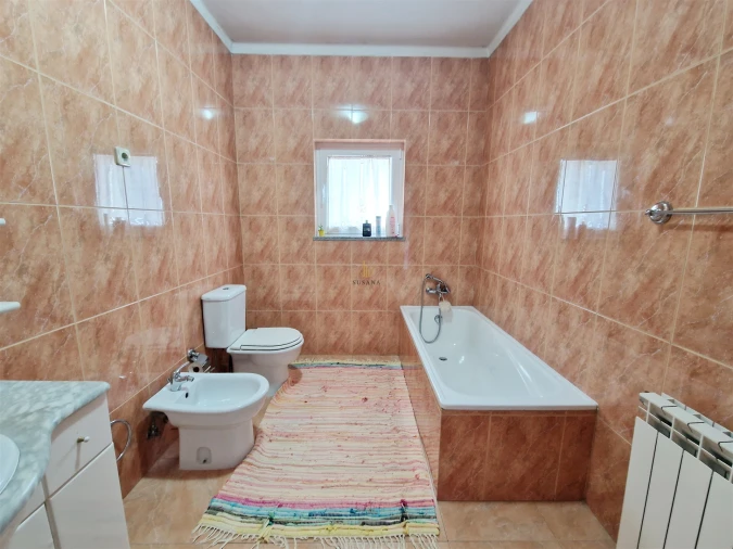 Moradia T4 para Venda em Castro Daire Foto 49