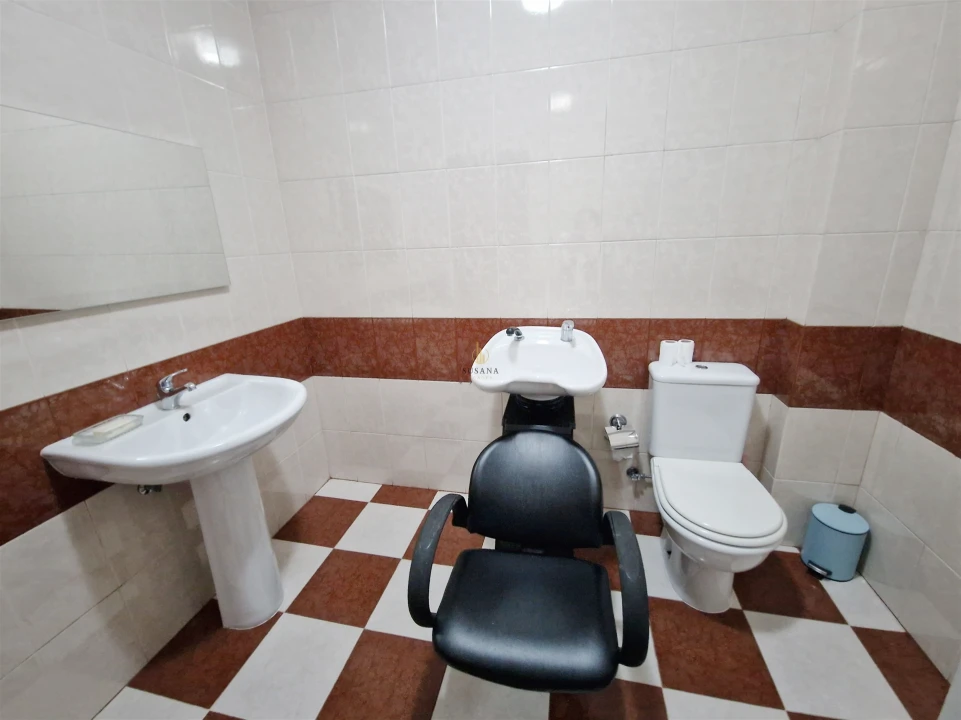 Moradia T4 para Venda em Castro Daire Foto 54