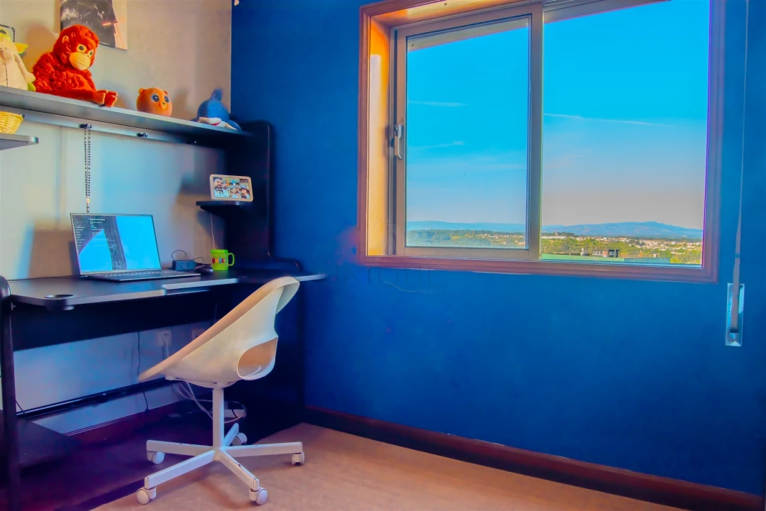 Apartamento T4 para Venda em Oliveira do Bairro Foto 9