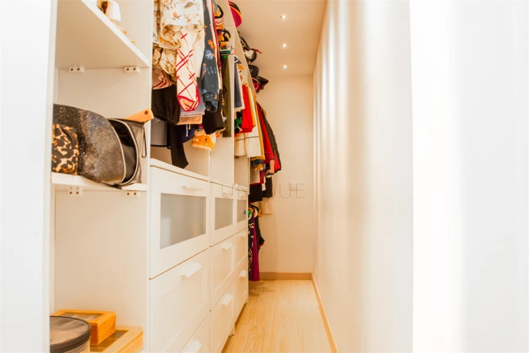 Apartamento T4 para Venda em Oliveira do Bairro Foto 6