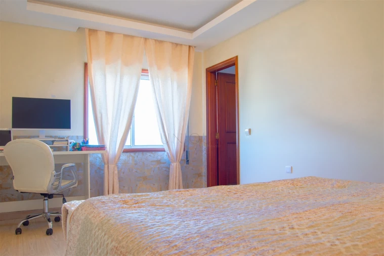 Apartamento T4 para Venda em Oliveira do Bairro Foto 31