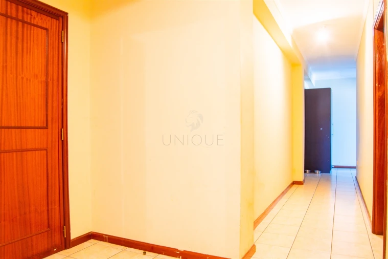 Apartamento T4 para Venda em Oliveira do Bairro Foto 8