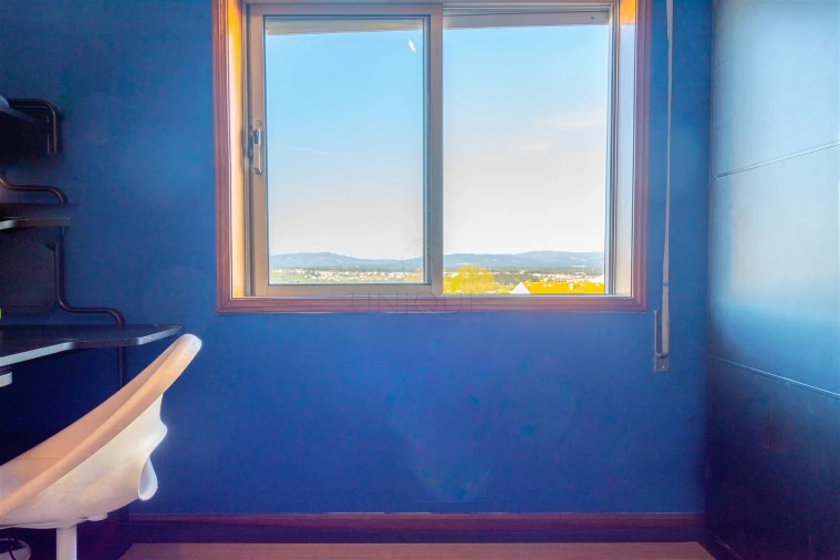 Apartamento T4 para Venda em Oliveira do Bairro Foto 23