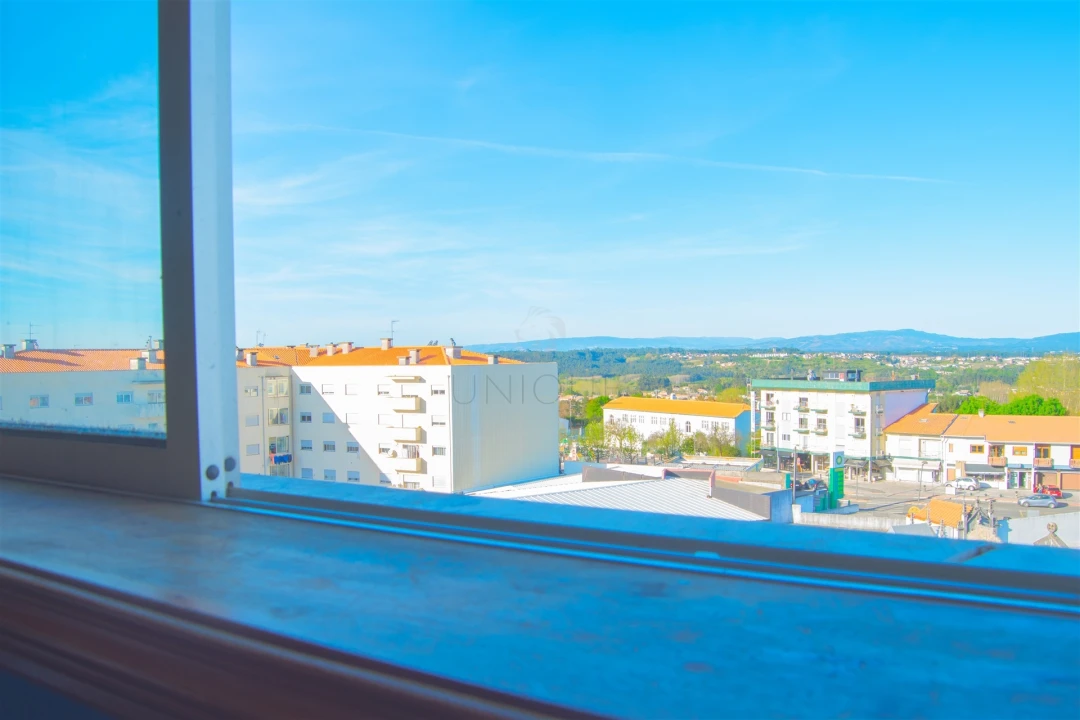 Apartamento T4 para Venda em Oliveira do Bairro Foto 22