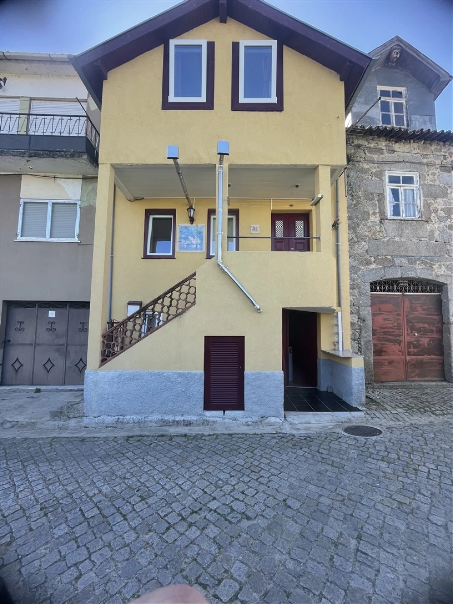 Moradia T3 para Venda em São Paio Foto 1