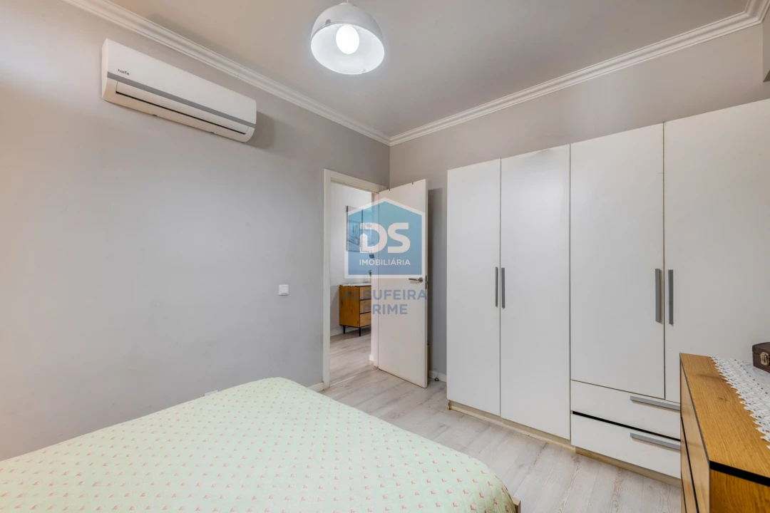 Apartamento T3 para Venda em Albufeira e Olhos de Água Foto 12