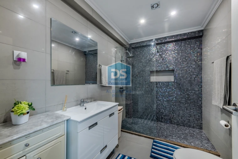 Apartamento T3 para Venda em Albufeira e Olhos de Água Foto 15