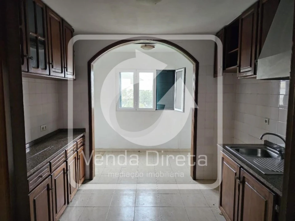 Apartamento T3 para Venda em São Martinho Foto 4