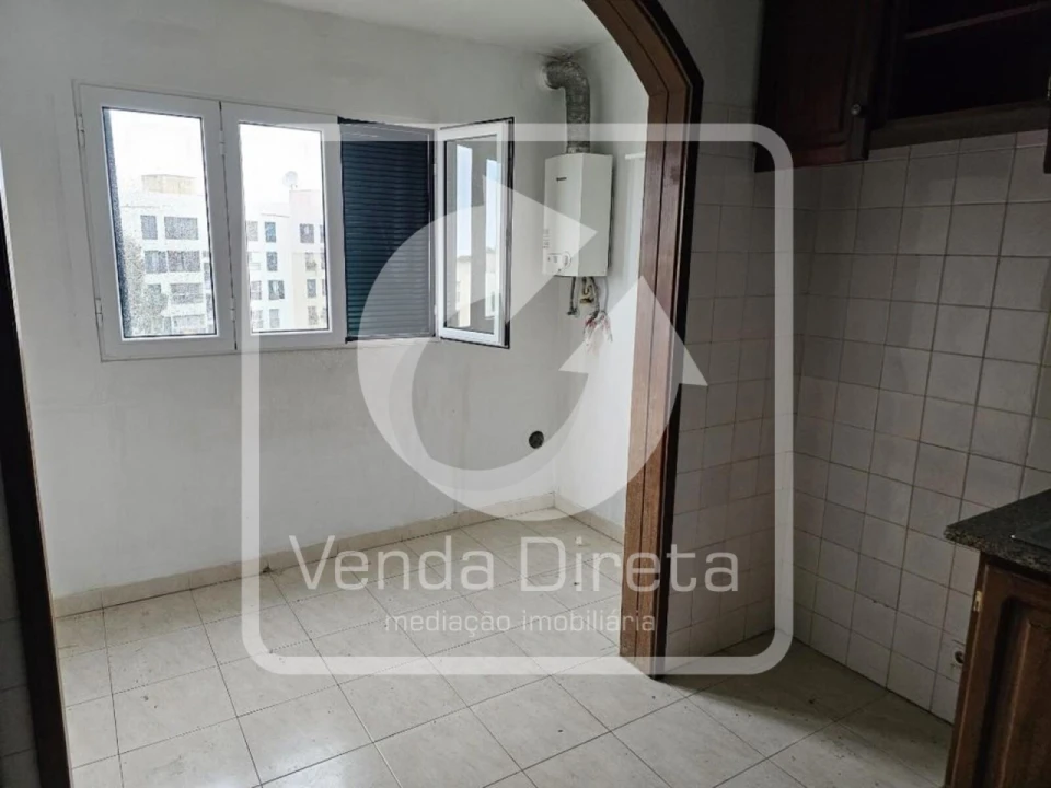Apartamento T3 para Venda em São Martinho Foto 5