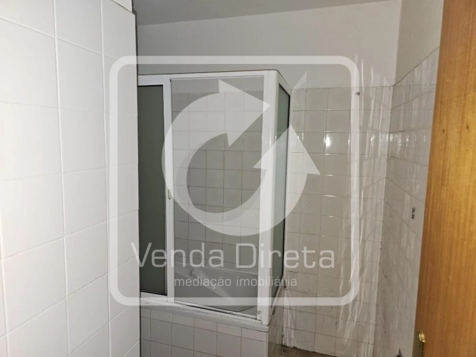 Apartamento T3 para Venda em São Martinho Foto 9