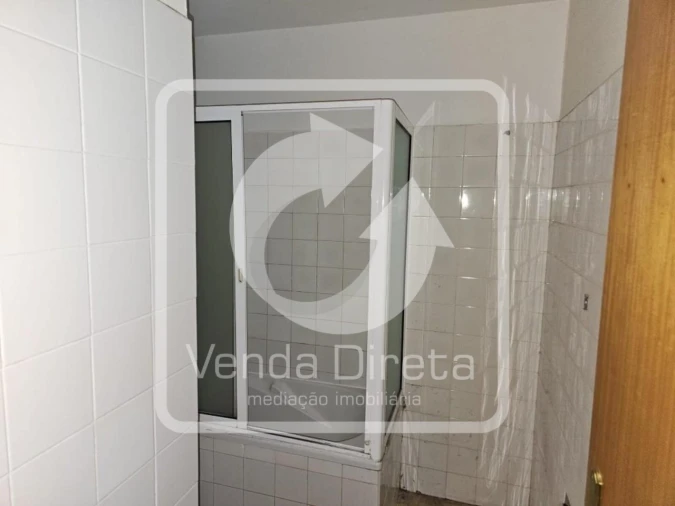Apartamento T3 para Venda em São Martinho Foto 9