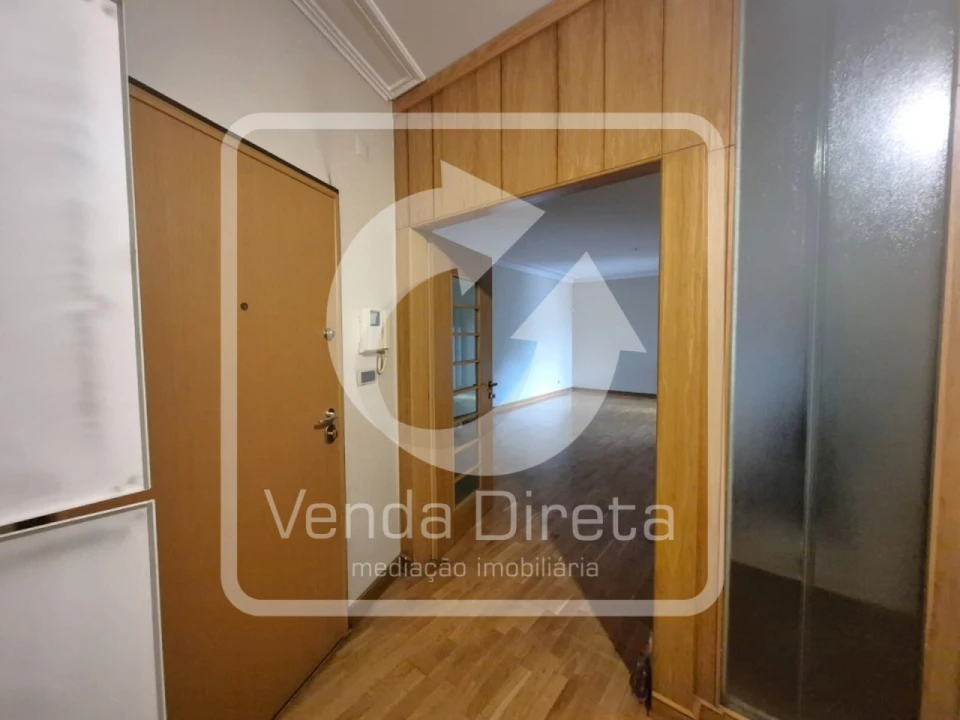 Apartamento T2 para Venda em Vila Franca de Xira Foto 6