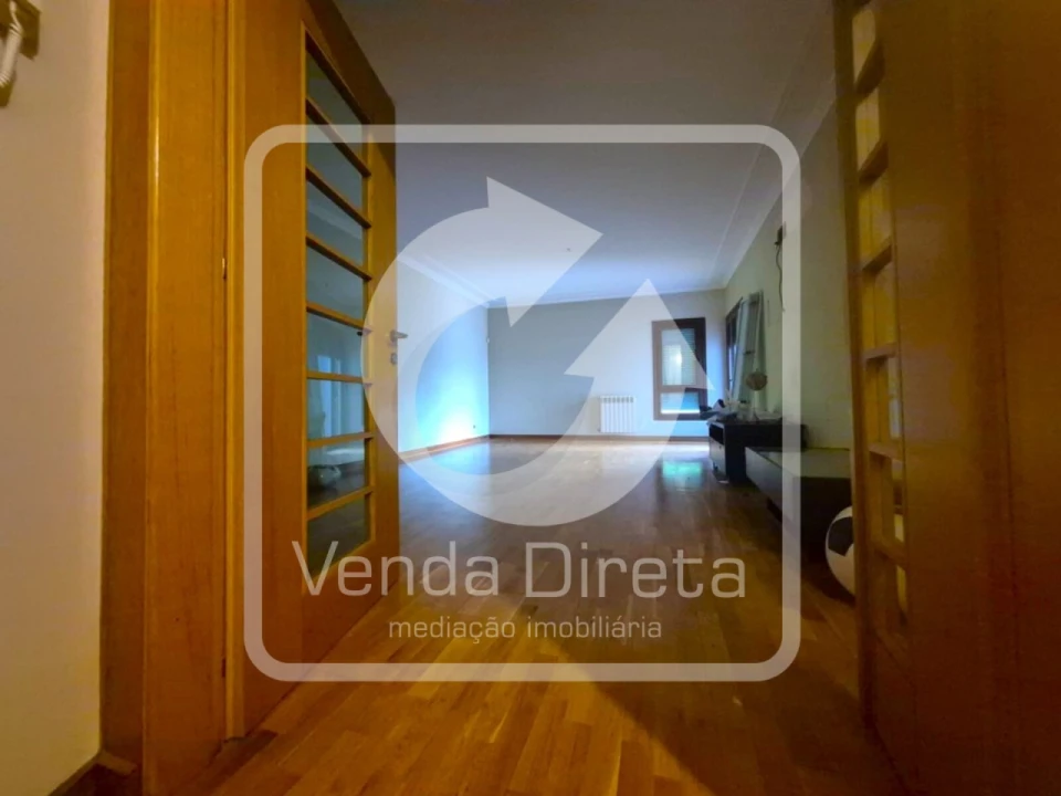 Apartamento T2 para Venda em Vila Franca de Xira Foto 10