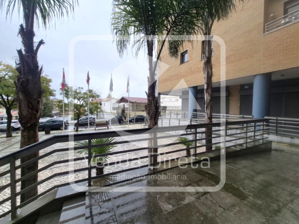 Apartamento T2 para Venda em Vila Franca de Xira Foto 30