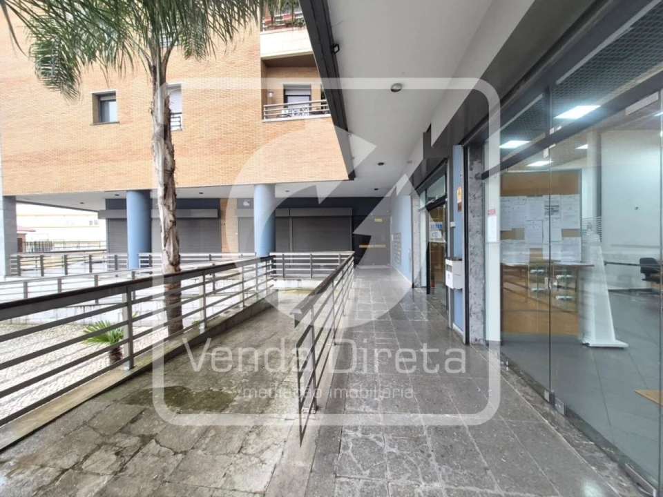 Apartamento T2 para Venda em Vila Franca de Xira Foto 31