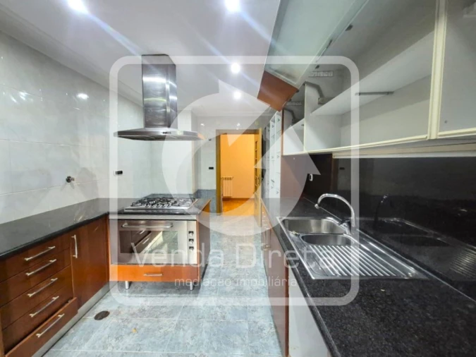 Apartamento T2 para Venda em Vila Franca de Xira Foto 3