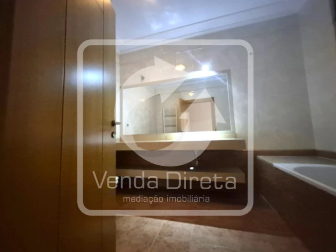 Apartamento T2 para Venda em Vila Franca de Xira Foto 20