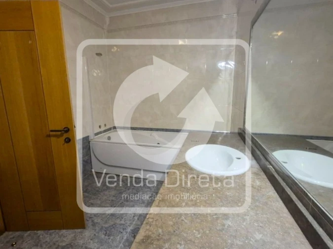 Apartamento T2 para Venda em Vila Franca de Xira Foto 22