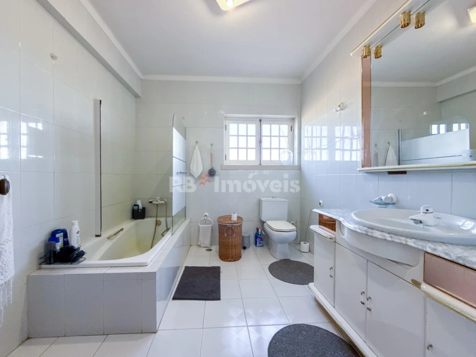 Moradia T4 para Venda em São Miguel do Rio Torto e Rossio Ao Sul do Tejo Foto 60