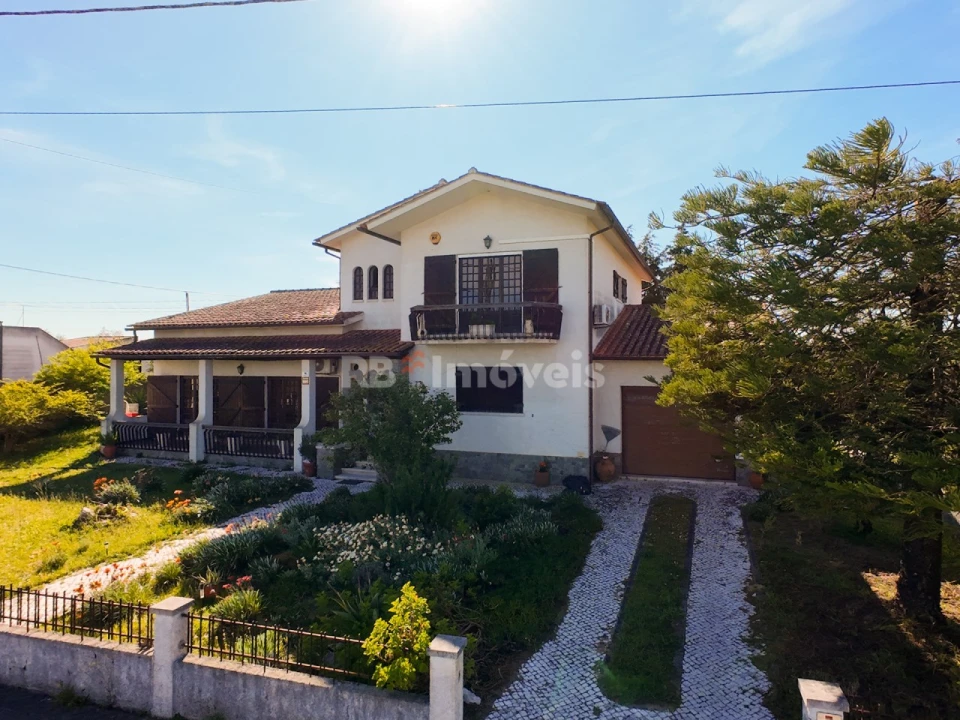Moradia T4 para Venda em São Miguel do Rio Torto e Rossio Ao Sul do Tejo Foto 1