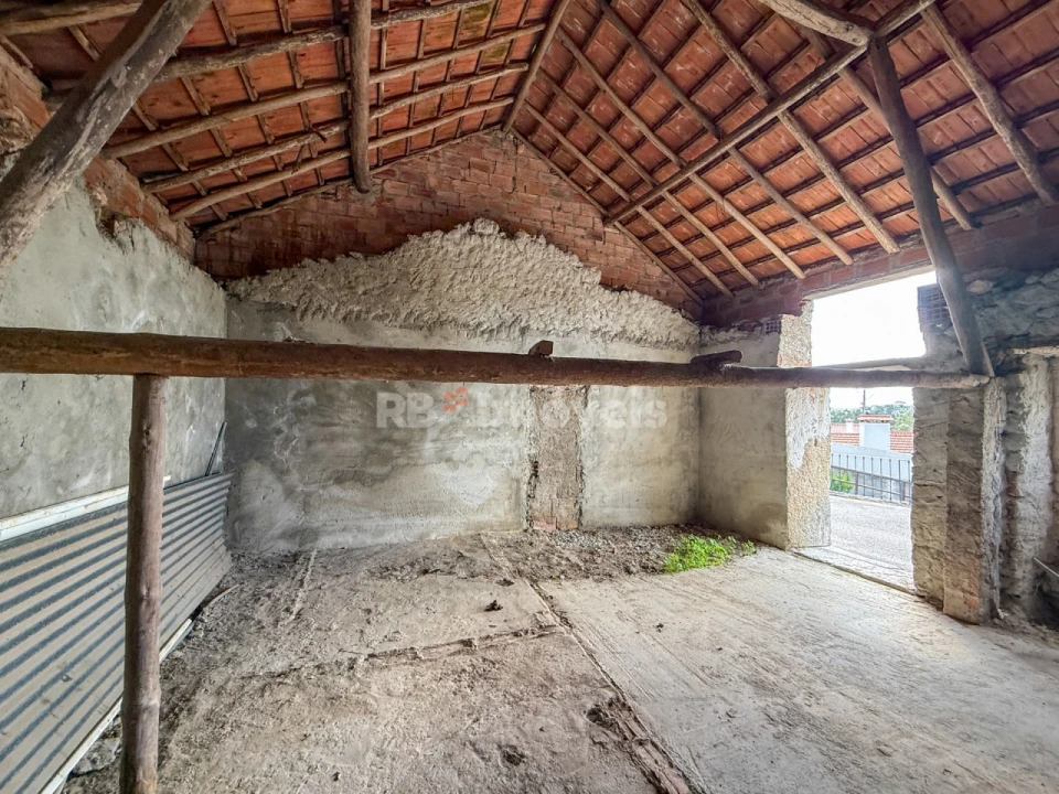 Moradia T1 para Venda em Chancelaria Foto 5