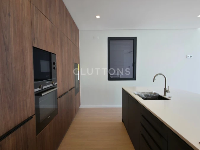 Moradia T4 para Venda em Alcabideche Foto 17