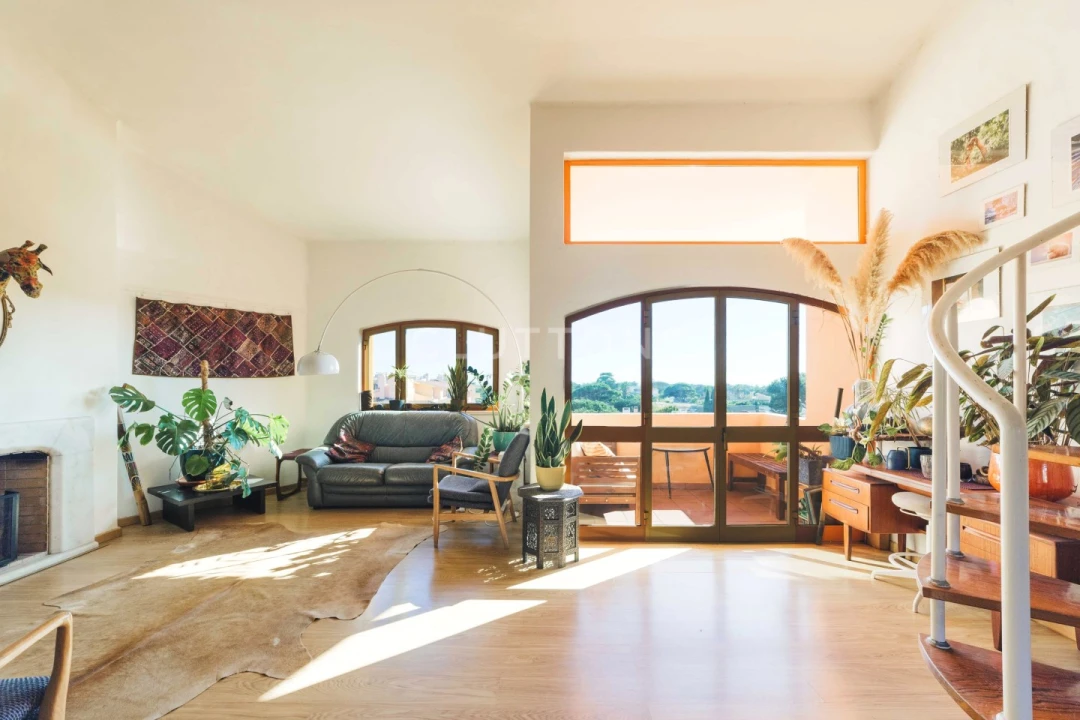 Apartamento T2 para Venda em Cascais e Estoril Foto 1